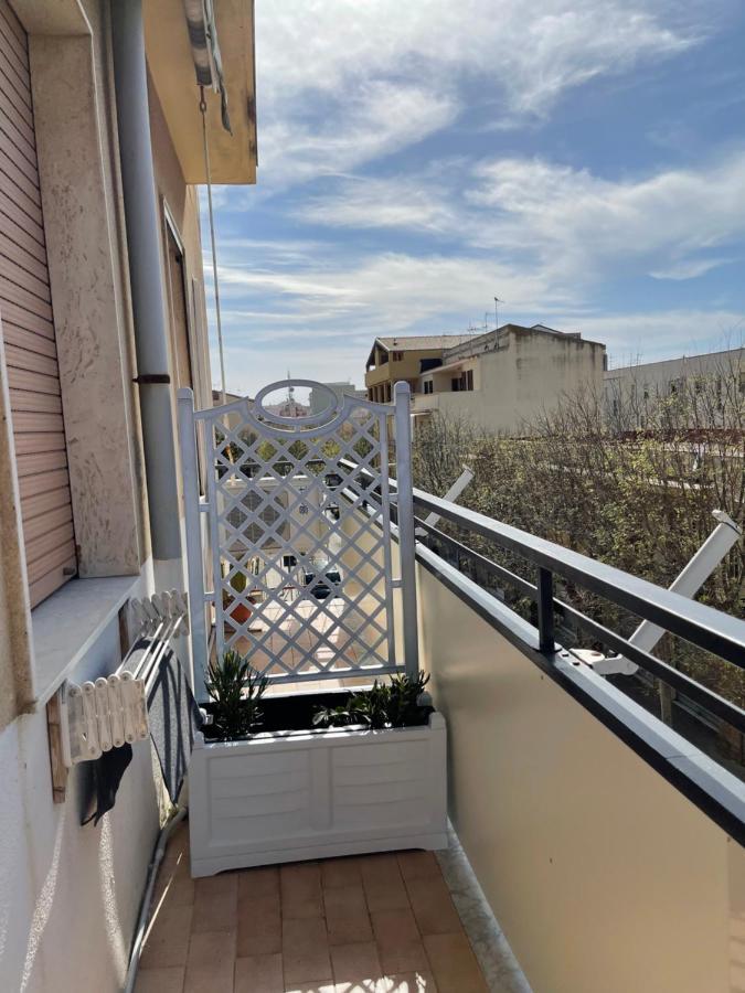 In The World Hotel Alghero Exterior photo