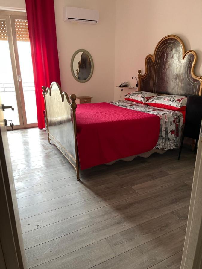 In The World Hotel Alghero Exterior photo